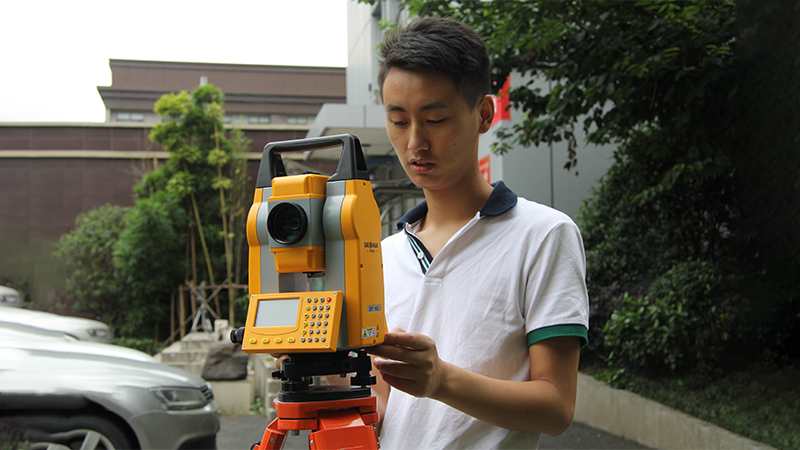 全站儀怎么測(cè)量道路斷面