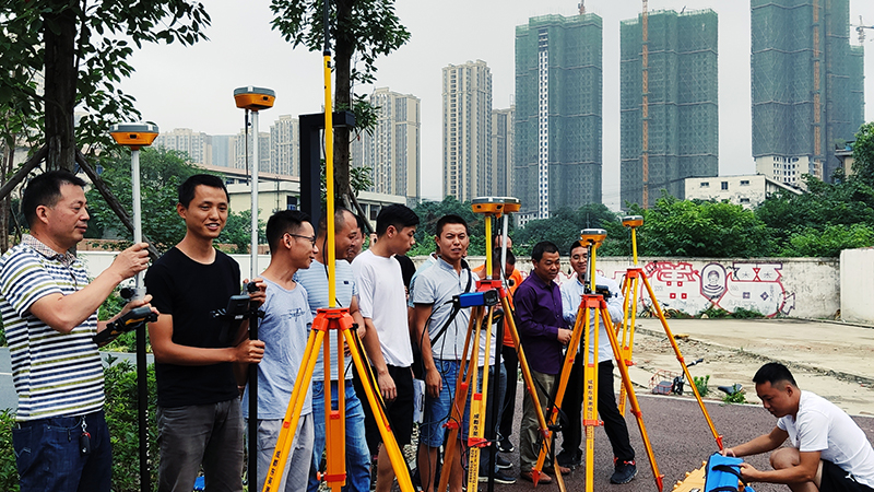 在上海如何挑選一家好的房產測量培訓機構呢