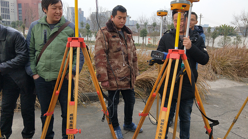 曲線(xiàn)種類(lèi)和測(cè)設(shè)方法