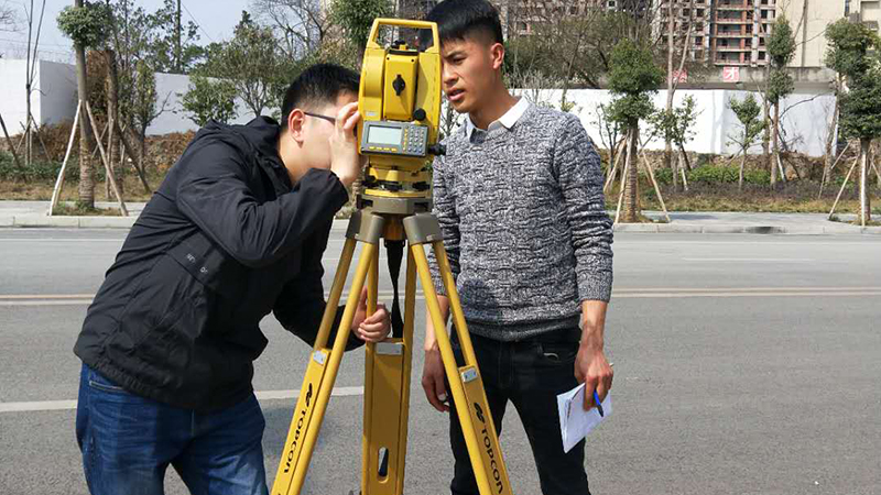 RTK技術(shù)導(dǎo)線測(cè)量和全站儀導(dǎo)線測(cè)量有什么區(qū)別？