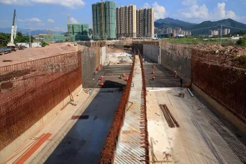 隧道測(cè)量中臺(tái)階法施工的要點(diǎn)是什么？